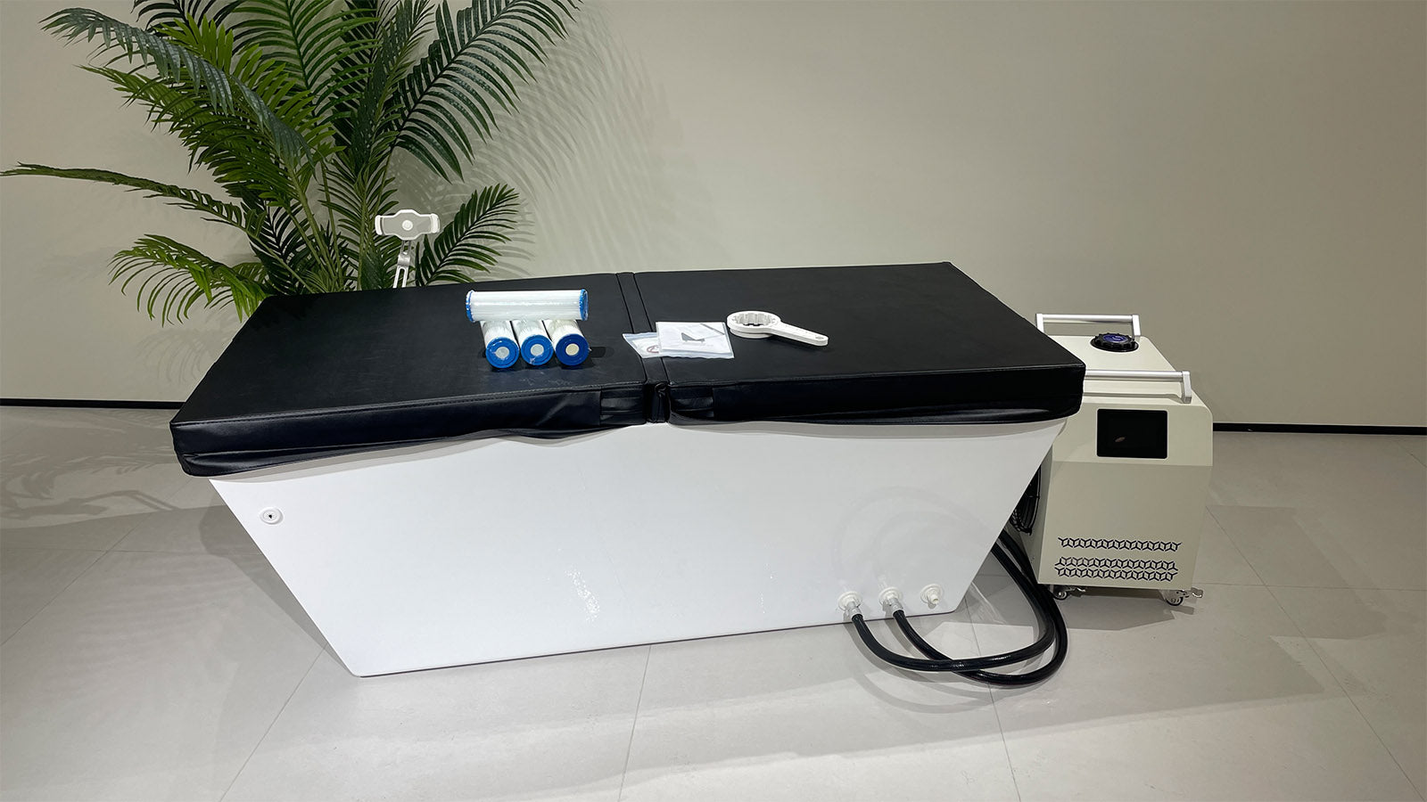 cold-plunge-with-accessories-included