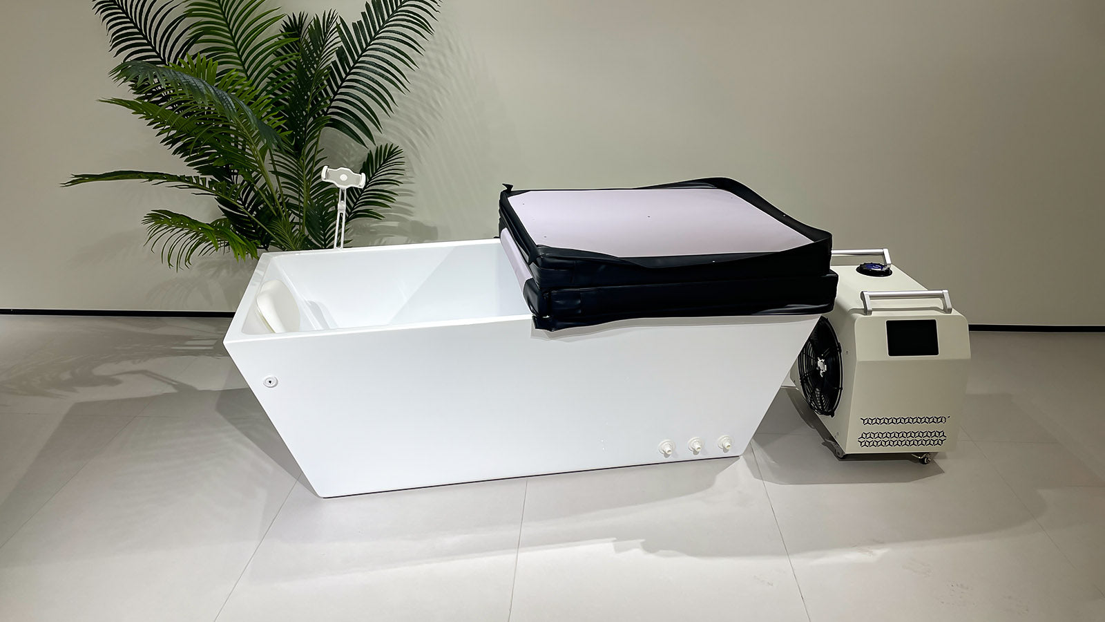 cold-plunge-with-chiller-cover-pillow-holder