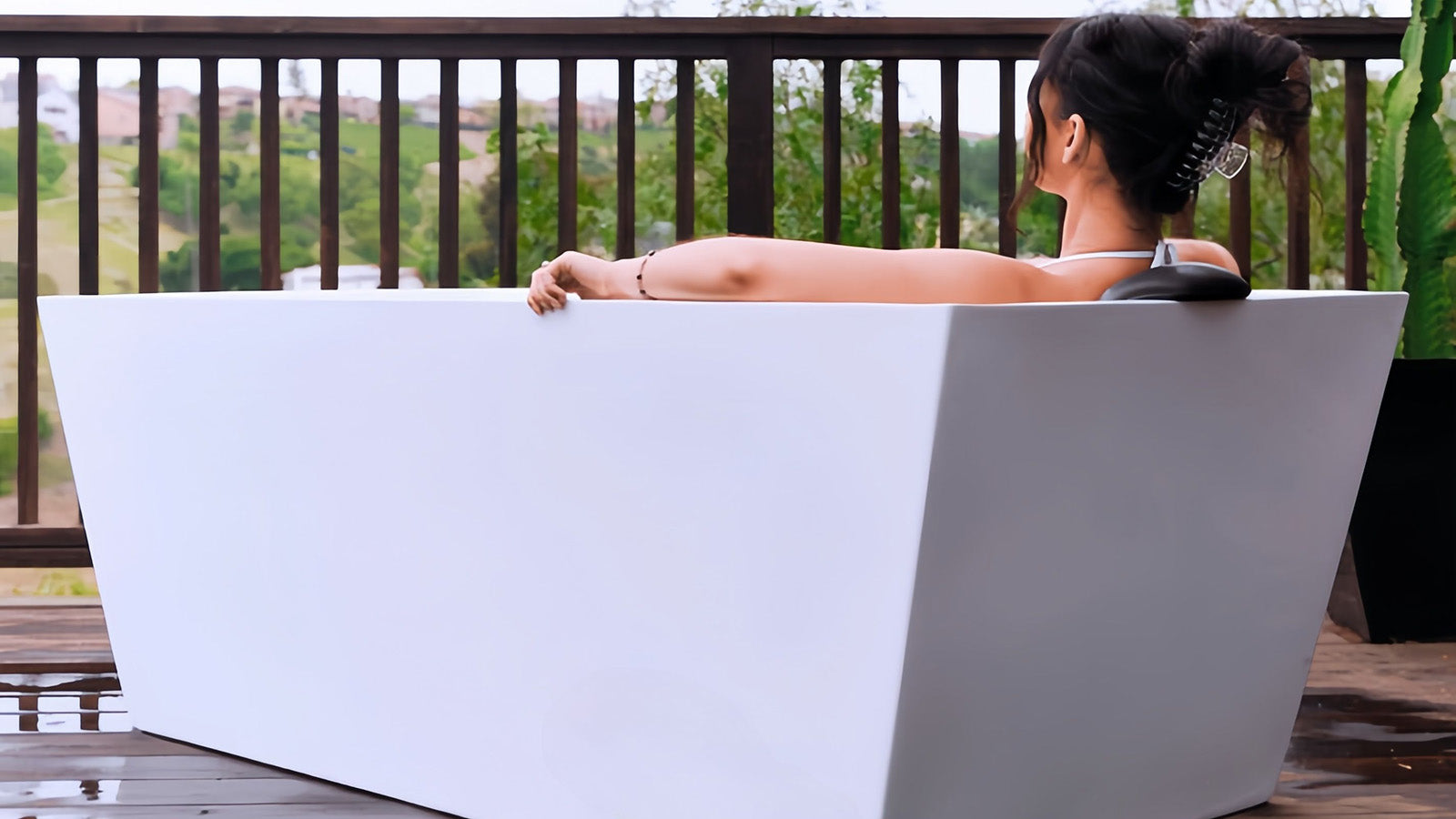 what-is-a-cold-plunge-tub-complete-beginner's-guide